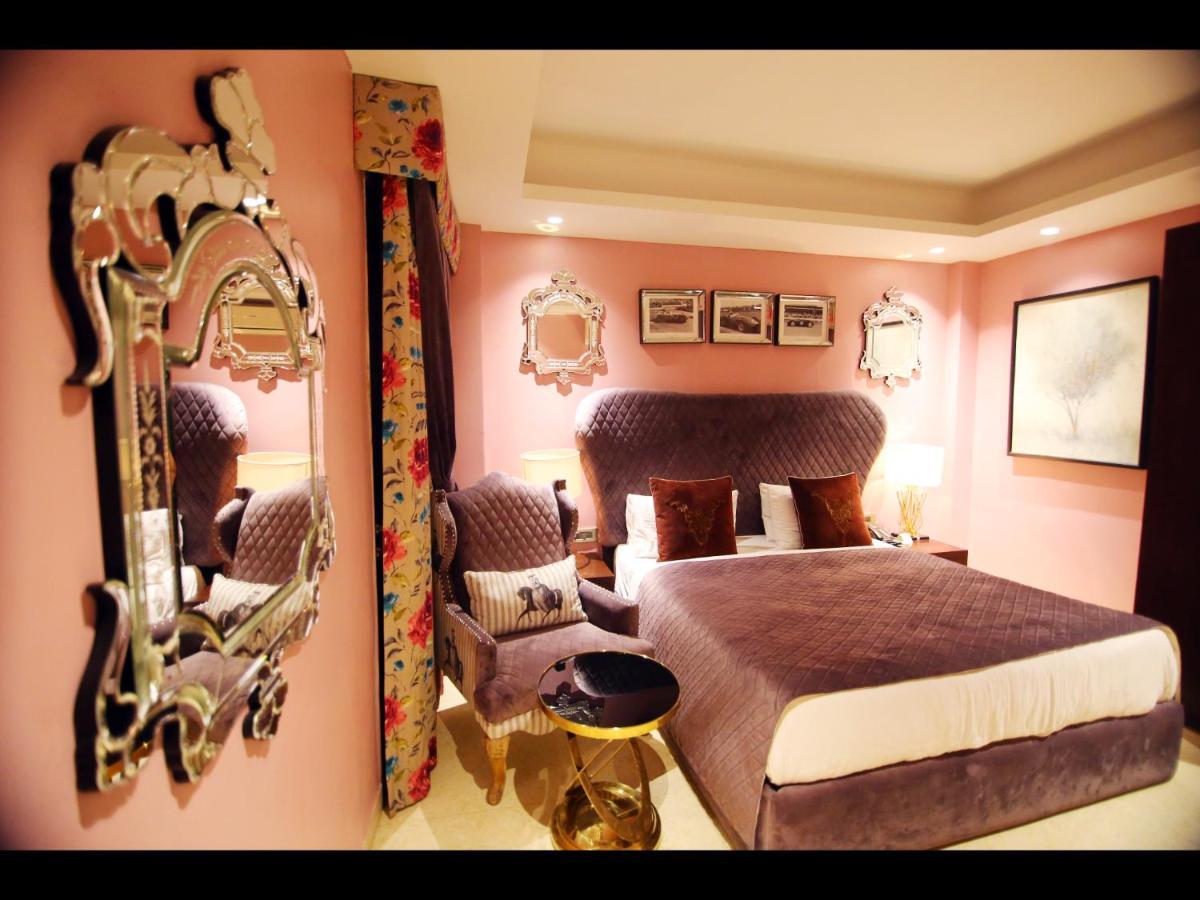 Ivy House Bed and Breakfast Delhi  Buitenkant foto